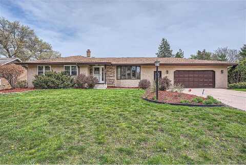 7890 Boyd Avenue, Inver Grove Heights, MN 55076