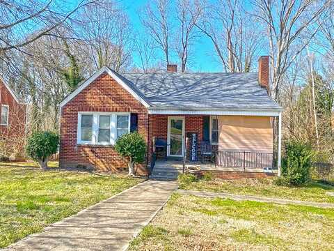 541 E Front Street, Statesville, NC 28677