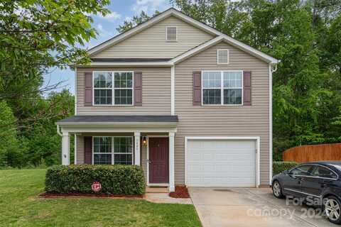 9428 Quilting Bee Lane, Charlotte, NC 28216