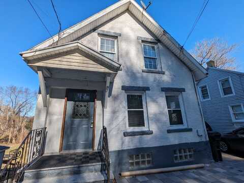 389 Front Street, Manchester, NH 03102