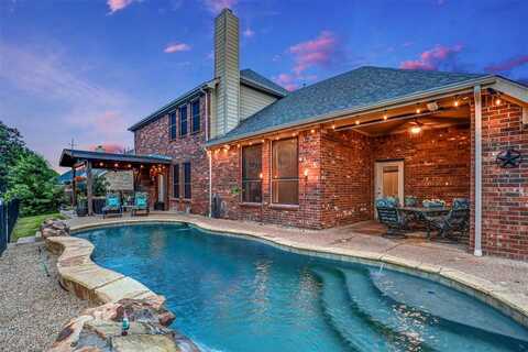 5225 Winterberry Court, Fort Worth, TX 76244