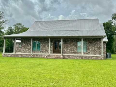 15464 Lott McCarty Rd., Picayune, MS 39466