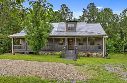 70 Woodland Rd, Carriere, MS 39426