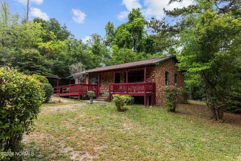 795 W New Hampshire Avenue, Southern Pines, NC 28387