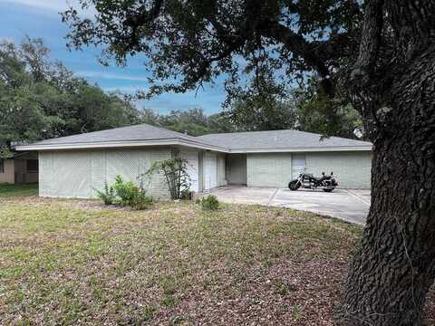 836 Hickory Ave, ROCKPORT, TX 78382
