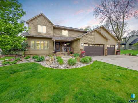 4605 S Acorn Ave, Sioux Falls, SD 57105