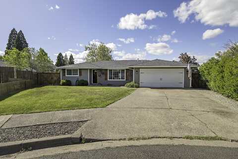 1011 Hermosa Drive, Central Point, OR 97502