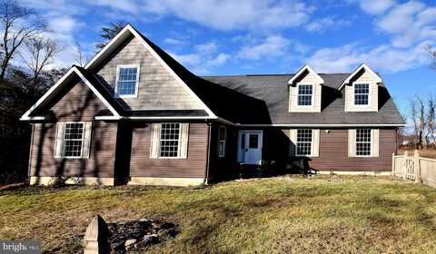 3675 CANNON HILL ROAD, HEDGESVILLE, WV 25427