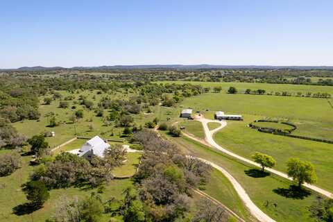 1996 Ranch Rd 165, Blanco, TX 78606