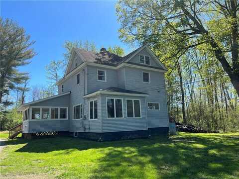 7970 Saintsville Rd, Kirkville, NY 13082