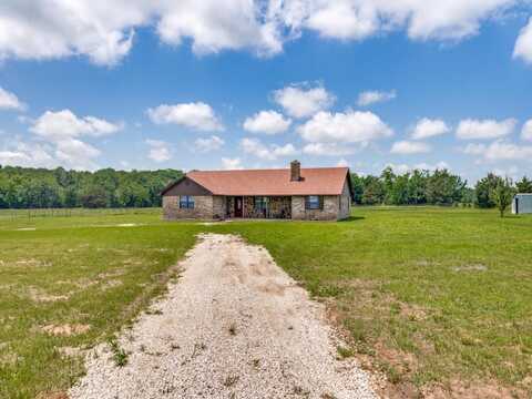 670 County Road 1126, Cumby, TX 75433