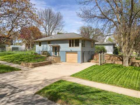 2906 12th Avenue NW, Rochester, MN 55901