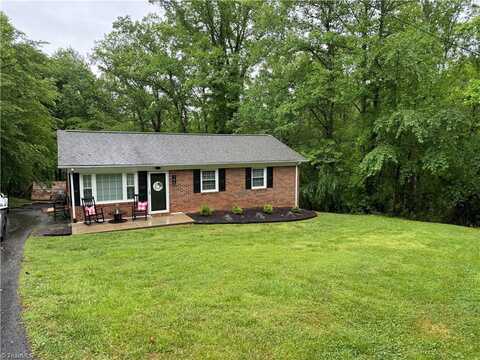 145 Sable Avenue, Mount Airy, NC 27030