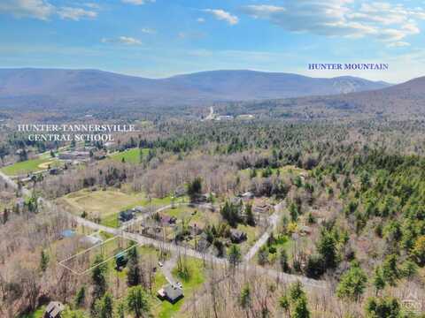 136 Route 23C, Tannersville, NY 12485