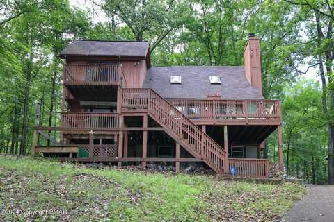 165 Bellingham Drive, Bushkill, PA 18324