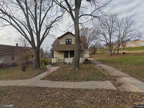 18Th, CLINTON, IA 52732