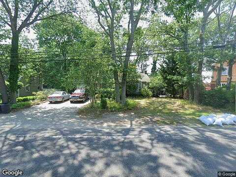 Phyllis, PATCHOGUE, NY 11772