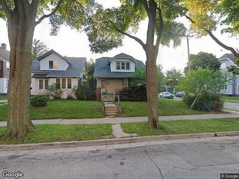 44Th, MILWAUKEE, WI 53210