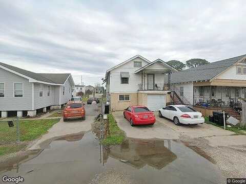 Rocheblave, NEW ORLEANS, LA 70117