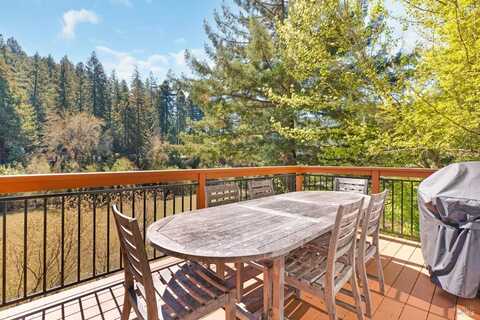 17443 Riverside Drive, Guerneville, CA 95446