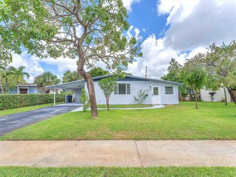 4351 NW 32nd St, Lauderdale Lakes, FL 33319