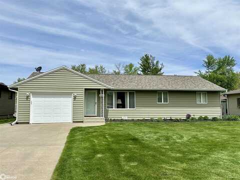 409 13Th Avenue, Grinnell, IA 50112