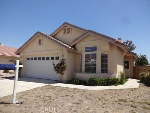 19595 Ironside Drive, Apple Valley, CA 92308