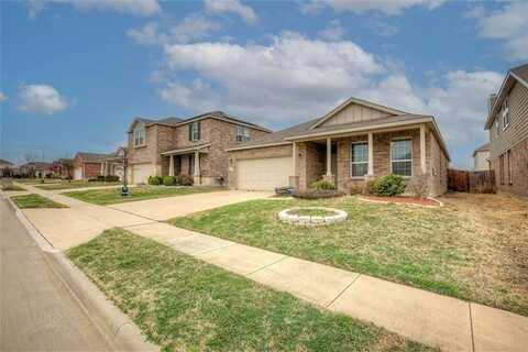 400 Mariscal Place, Fort Worth, TX 76131