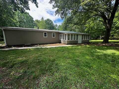 888 Briggs Road, Lexington, NC 27292