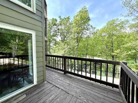 9742 S harbour Pointe Drive, Bloomington, IN 47401