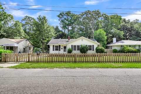 5638 Meadow Avenue, North Charleston, SC 29406