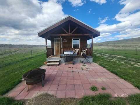212 S Haley Coulee Trail, Mosby, MT 59087