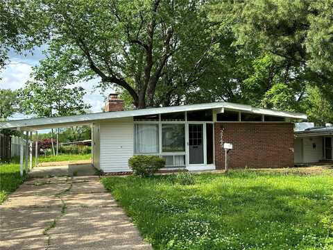 2745 Countryside Drive, Florissant, MO 63033