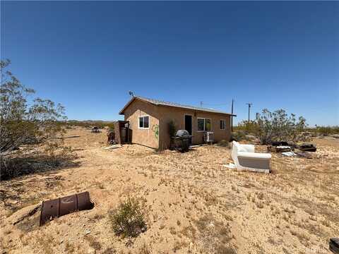 60717 Venus Drive, Landers, CA 92285