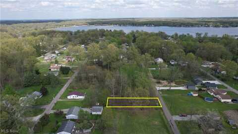 Idylwild Avenue, Lake Milton, OH 44429