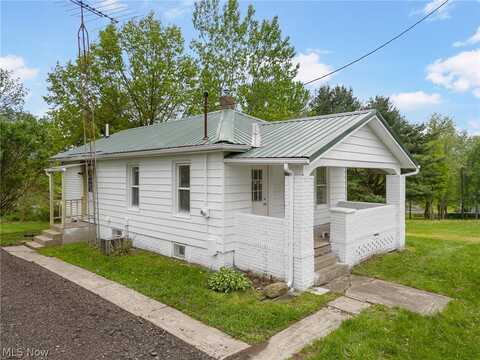 118 Werley Road S, East Canton, OH 44730