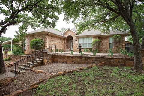 1508 S Rodgers Drive, Graham, TX 76450