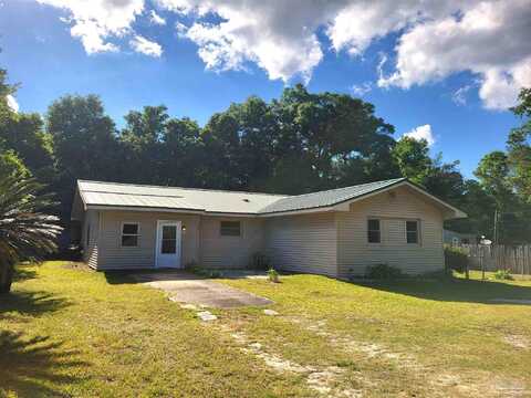 4533 Trice Rd, Pace, FL 32571