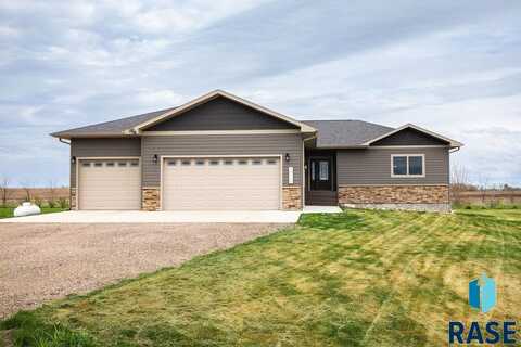 26166 Reed Ct, Canistota, SD 57012