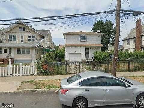 104Th, SAINT ALBANS, NY 11412