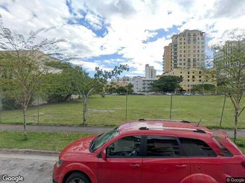 Menores, MIAMI, FL 33134