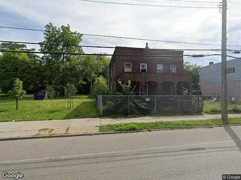 71St, CLEVELAND, OH 44105