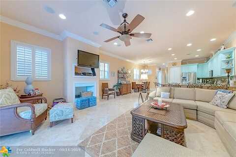 Poinciana, LAUDERDALE BY THE SEA, FL 33308