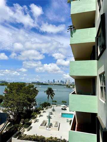 Island, MIAMI BEACH, FL 33139