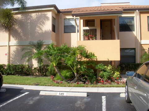 Briarlake Dr, Palm Beach Gardens, FL 33418