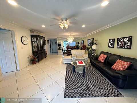 Nw 42Nd Ave, Lauderdale Lakes, FL 33319