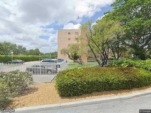 Executive Center Dr, West Palm Beach, FL 33401
