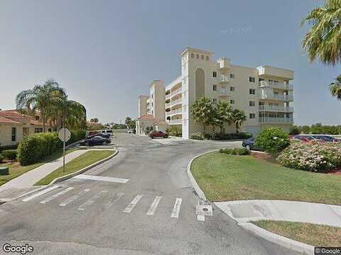 Bayside Dr, Cape Canaveral, FL 32920