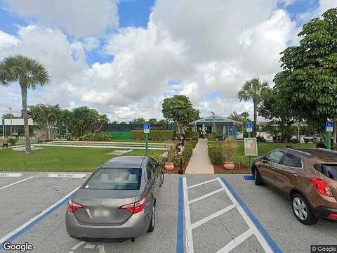 Royal Palm Ct, Delray Beach, FL 33484