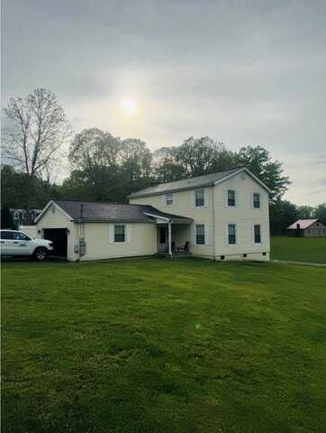 153 TILSON DRIVE, DANIELS, WV 25832